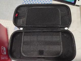 Nintendo Switch OLED Bianca + Animal Crossing