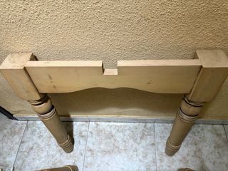 Mesa de madera maciza