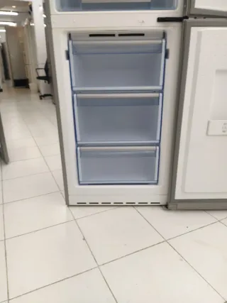 Nevera combi Balay altura 2mtr con garantía