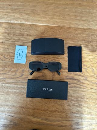 Occhiali da sole Prada neri