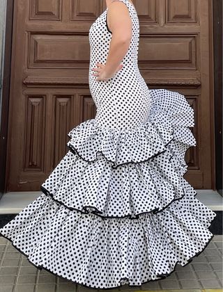 Traje de Flamenca blanco y negro Talla 42-44-46