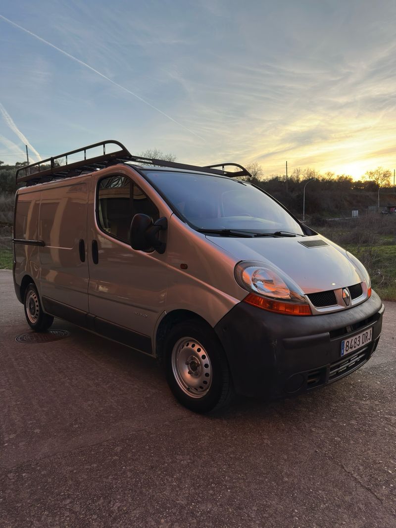 Renault Trafic 2005 - foto 1