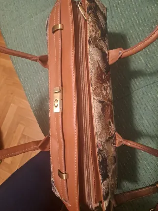 Bolso de mano con estampado de gatos