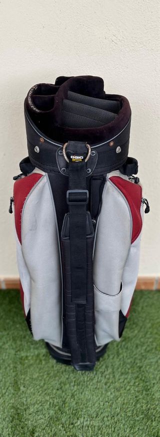 Bolsa de golf Ogio negra, beige y roja