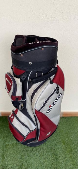 Bolsa de golf Ogio negra, beige y roja