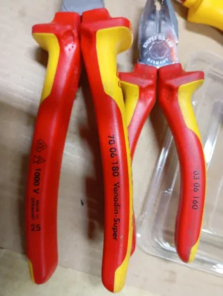 Alicates Knipex, Destornilladores Wiha y Tijeras