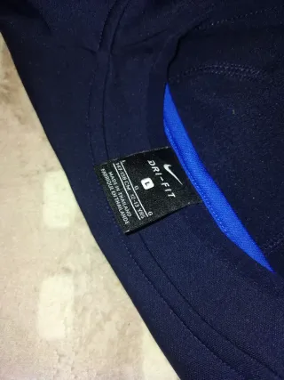 Sudadera Nike Dry con capucha