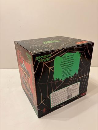 Lemax Spooky Town Carrusel Calaveras