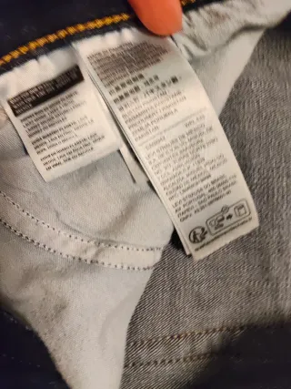 Levi's Boyfriend Talla 30x27. Azul oscuro.