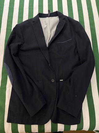 Chaqueta Zara azul con coderas