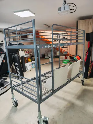 Litera Metálica Ikea Gris