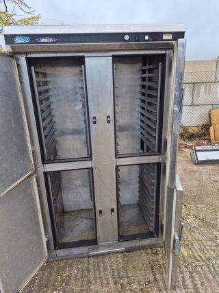 Lote de maquinaria industrial