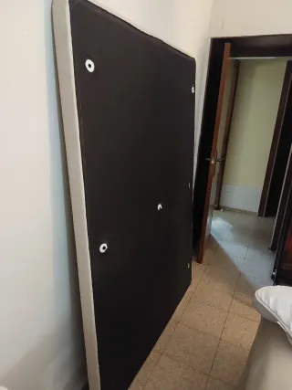 Base tapizada 130x180cm + 6 patas