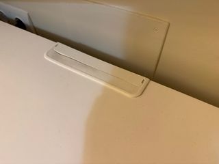 Mueble TV madera y blanco