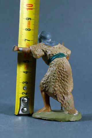 PASTOR CON BASTÓN PARA BELÉN. TIPO CASTELLS. 8 CM.