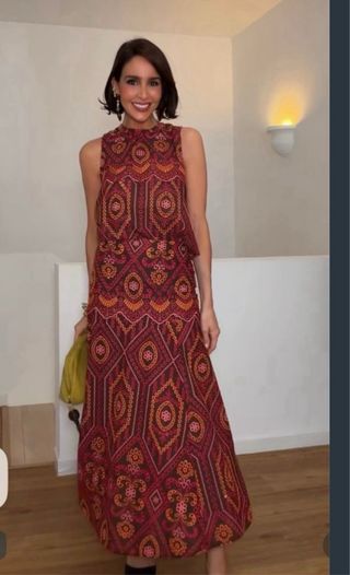 Look  falda y top bordado perforado zara