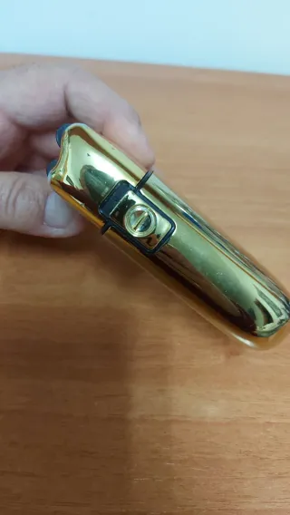 Afeitadora Retro Razor Dorada