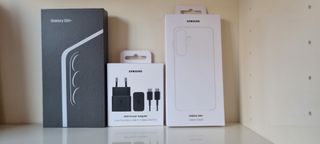 Samsung S26+(Plus).512 GB. Precintado. Accesorios