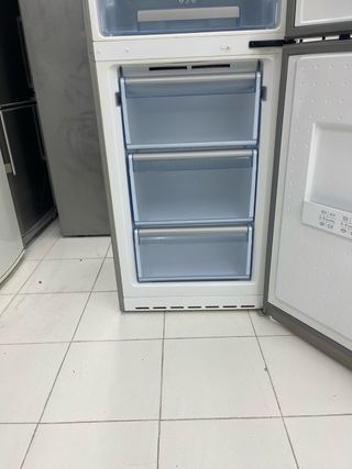 Nevera combi Balay altura 2mtr con garantía