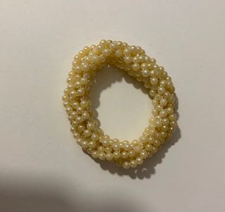 Pulsera o coletero de perlas