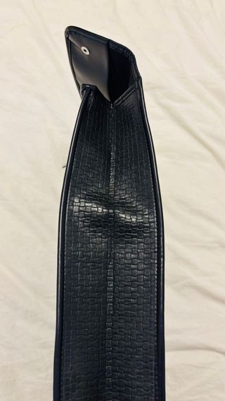 Pertegaz Guarda Camisas Negro