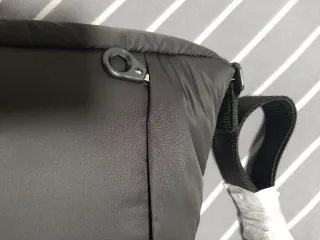 Bolso bandolera Mandarina Duck negro