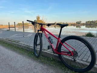 Bicicleta Specialized MTB Roja
