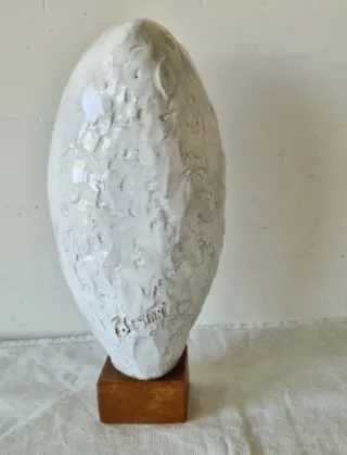 Escultura Virgen con Niño firmada P. Restori