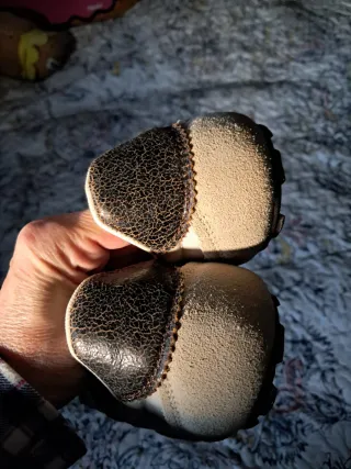 Zapatillas deportivas beige/blancas talla 38