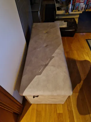 Arcón de madera para habitación