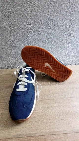 Zapatillas Nike Azules y Blancas