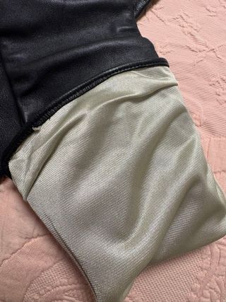 Guantes de piel largos negros