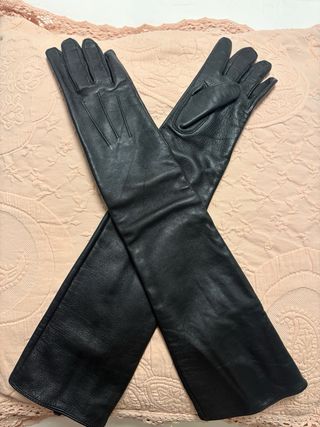 Guantes de piel largos negros