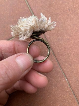 Anello vintage fatto a mano fiore in pizzo e perle