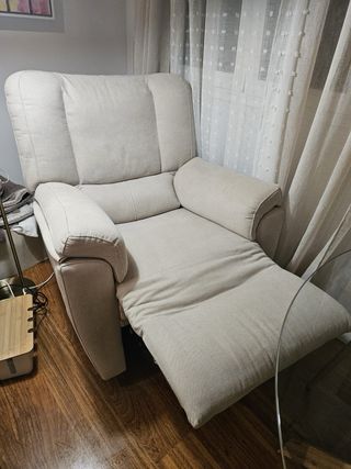 Sillón reclinable beige tela