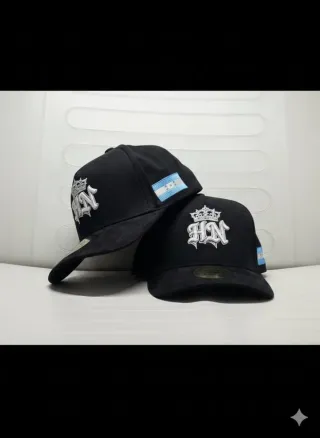 Gorras HN con bandera de Honduras