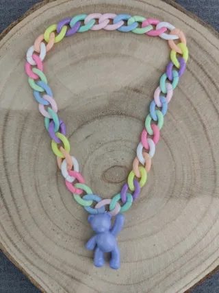 Collare per bambini con catena multicolore e orsetto