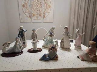 Figuras de porcelana decorativas