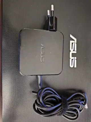 Portátil ASUS X Series Negro
