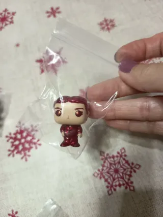 Confezione di figurine Kinder Joy Stranger Things