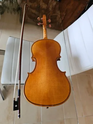 Violín 3/4 E. Kreutzer con estuche