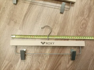 Perchas Madera Pinza Roxy