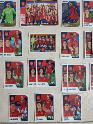 93 Cromos Selección Española Masculino y Femenino