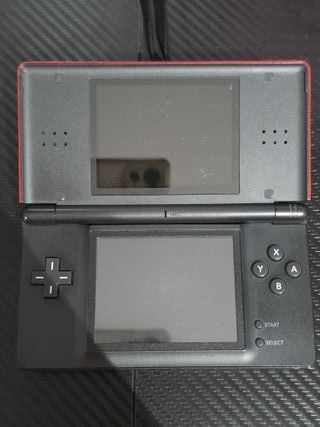Nintendo DS Lite Crimson edition