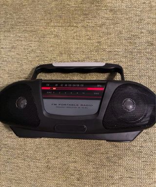 Radio Portátil FM Vintage Sin Estrenar