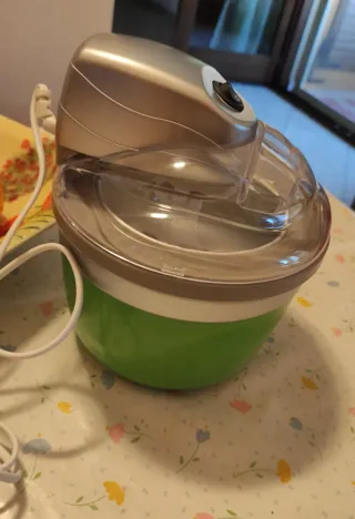 Gelatiera 1L Nuova Mai Usata