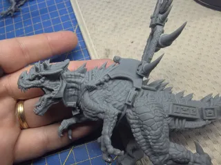 Héroe Saurio montado Warhammer Fantasy