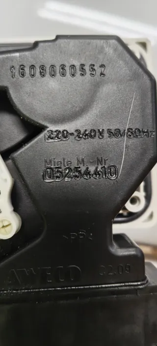 Jabonera Miele Lavavajillas 05254410