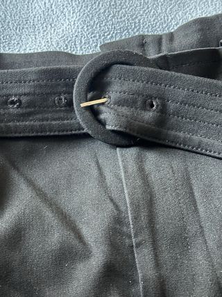 Falda Zara con cinturón