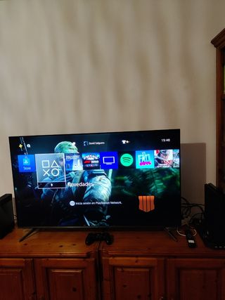 PS4 (PlayStation 4) Nera + Controller